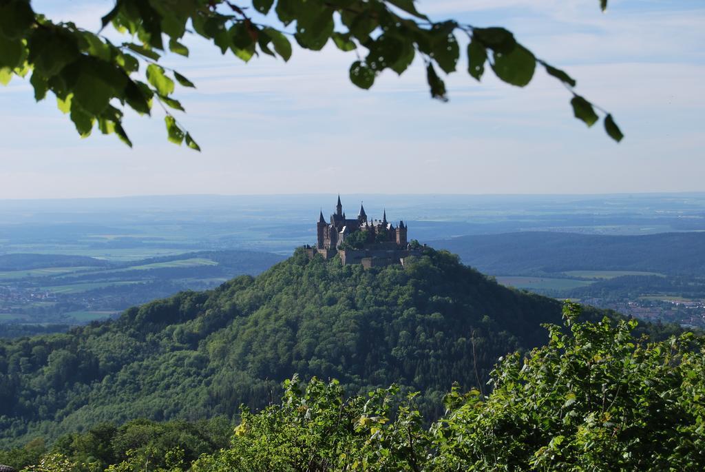 Hotel Gasthof Roessle Штеттен-ам-Кальтен-Маркт Экстерьер фото
